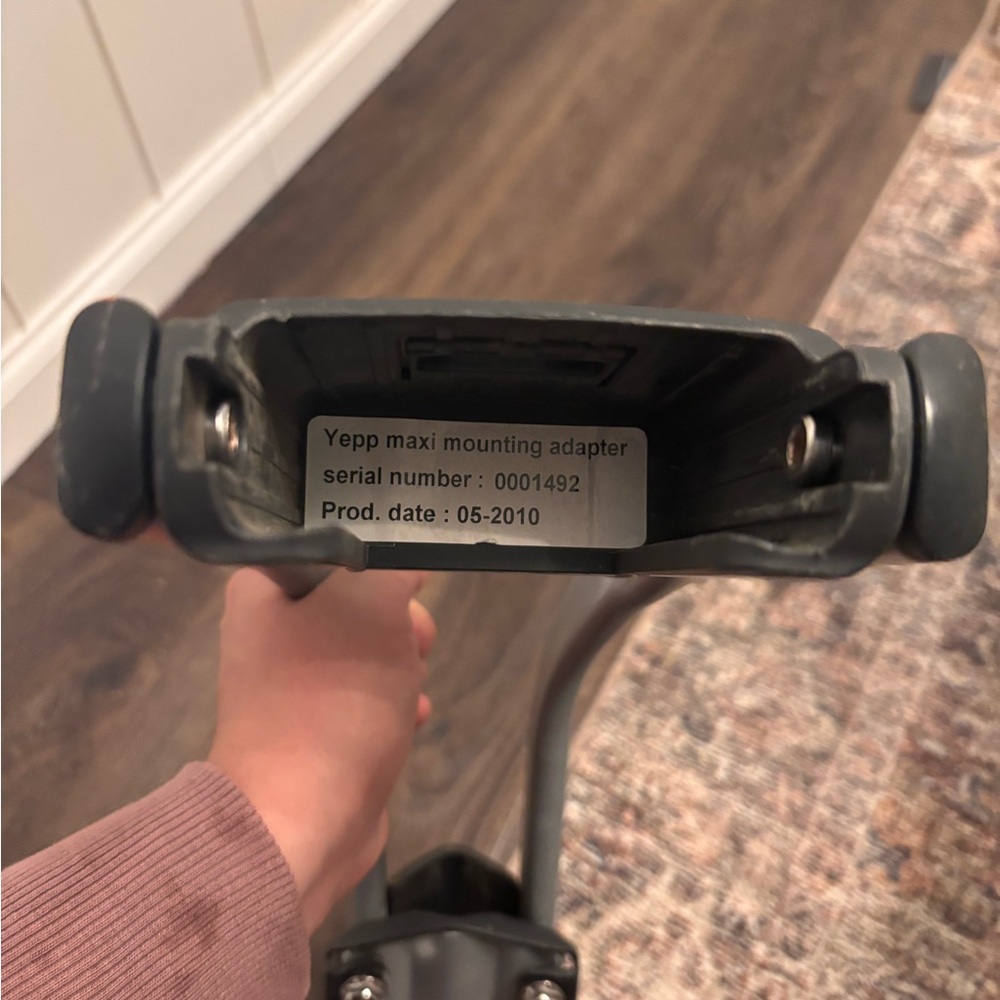 Thule Yepp Seatpost Mounting Adapter - Picture 6 of 6